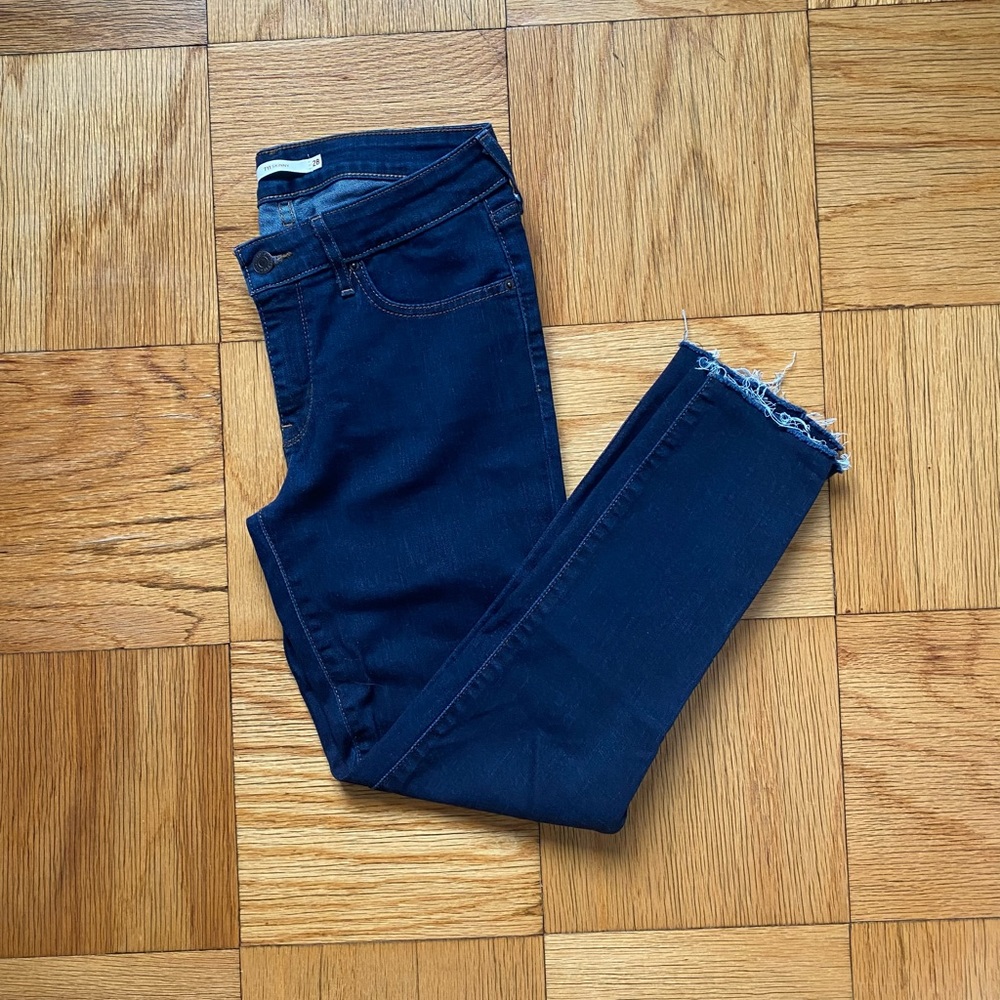 LEVI’S Cropped Jeans